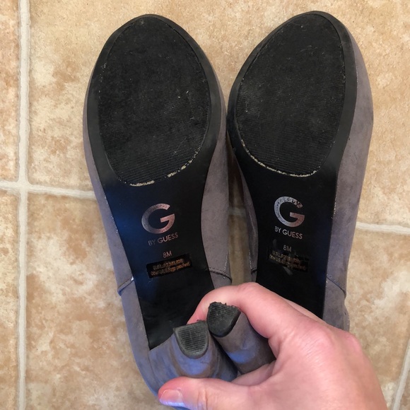 Guess Bow Back Booties - Picture 5 of 8